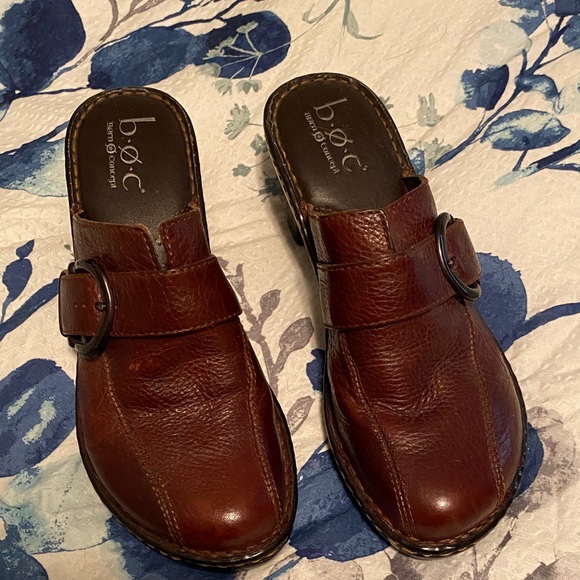b.o.c. Shoes - b.o.c. Brown Leather Wedges